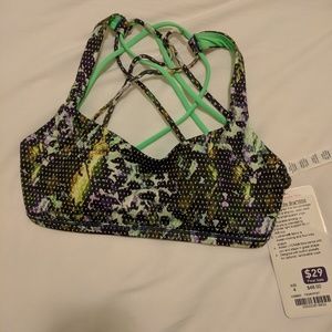 Lululemon sports bra